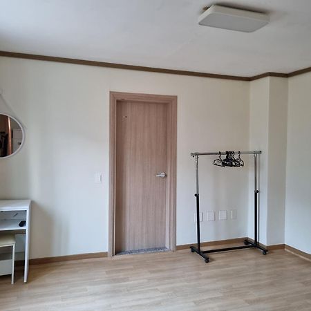 Orasung Motel Jeju Eksteriør billede